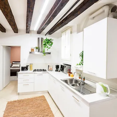 Ca Biennale, Scoprire La Nascosta!