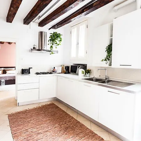 Ca Biennale, Scoprire La Nascosta! *