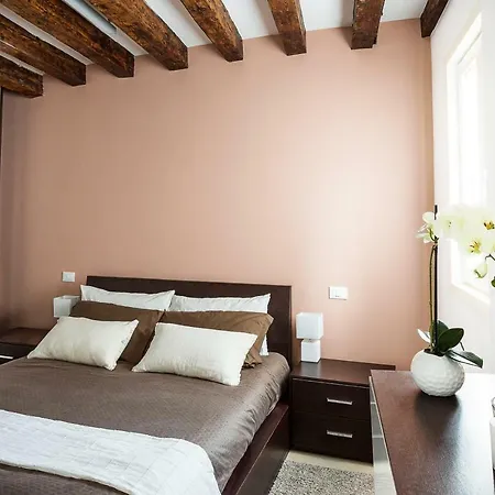 Cà Biennale: Scoprire Gli Angoli Nascosti! Appartement